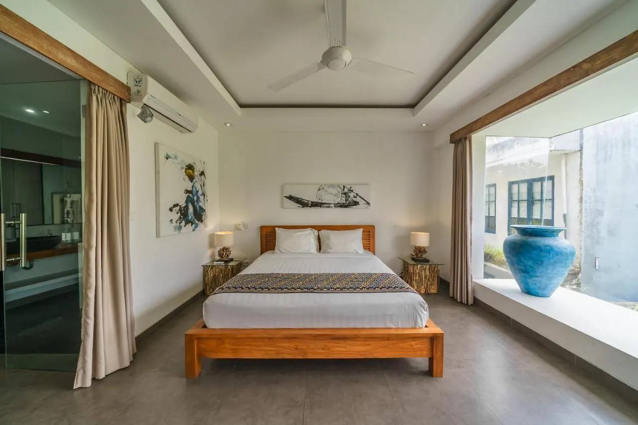 Villa Paloma - Chic Tropical Garden Villa With Outdoor Pool Seminyak  Indonesia