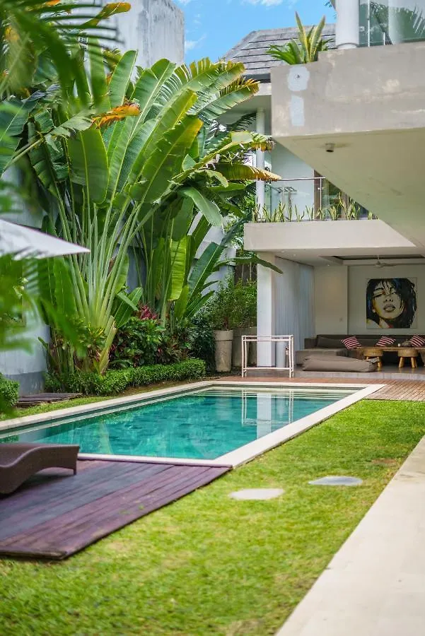 Villa Paloma - Chic Tropical Garden Villa With Outdoor Pool Seminyak  Indonesia