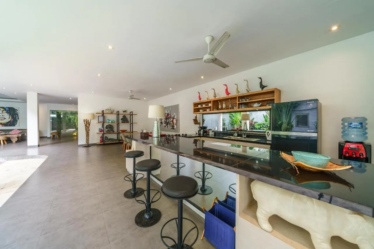 Villa Paloma - Chic Tropical Garden Villa With Outdoor Pool Seminyak   Seminyak (Bali)
