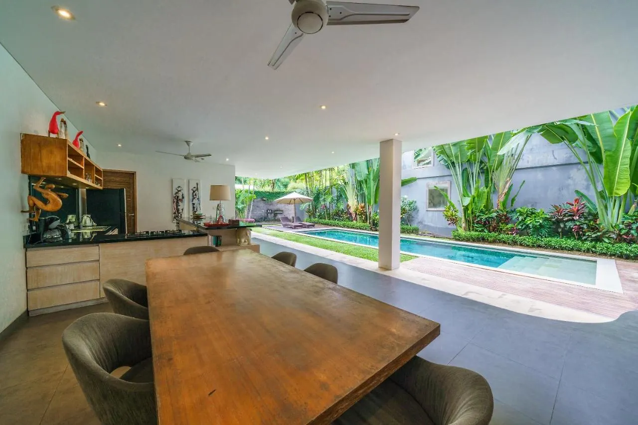 Villa Paloma - Chic Tropical Garden Villa With Outdoor Pool Seminyak  Indonesia