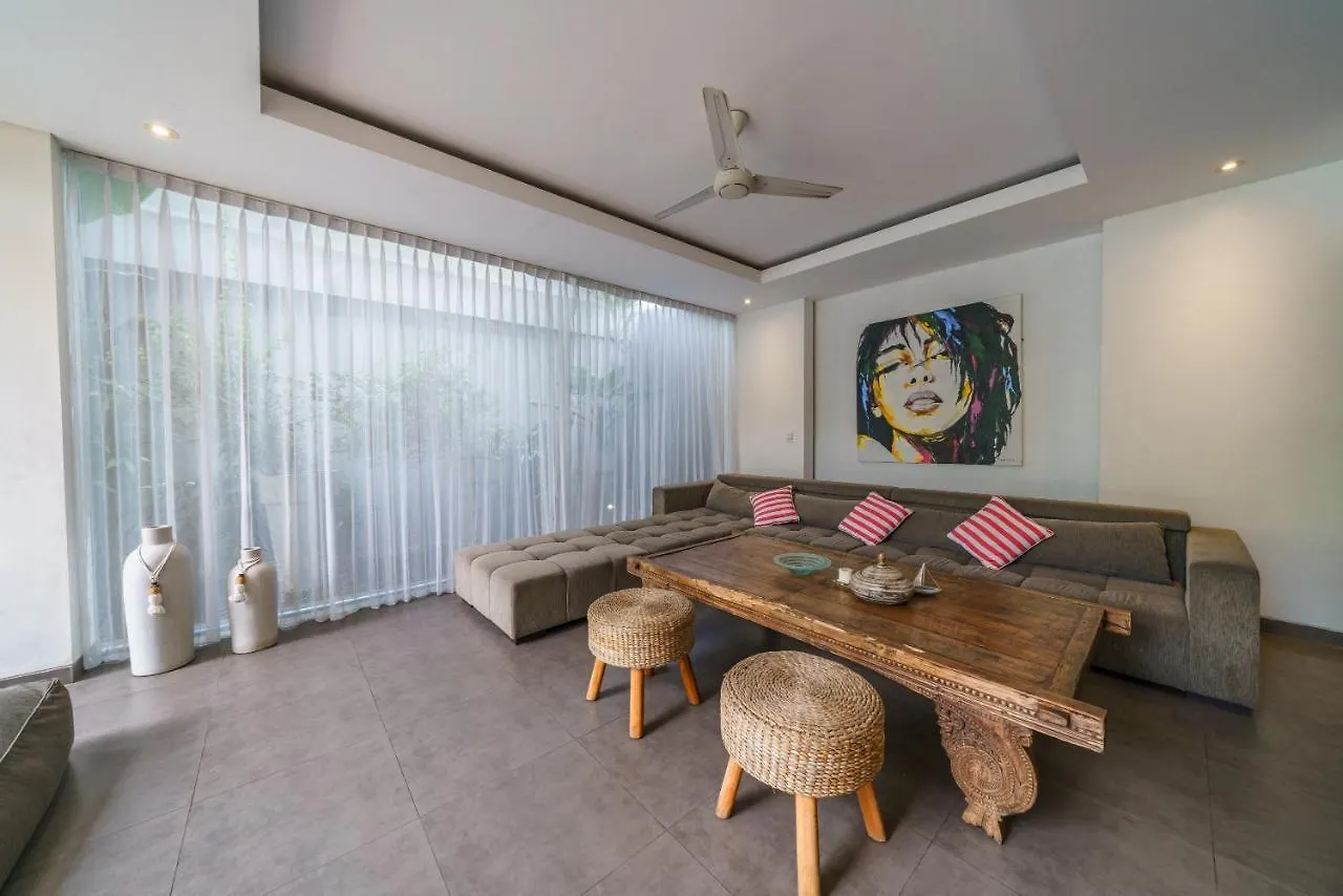 Villa Paloma - Chic Tropical Garden Villa With Outdoor Pool Seminyak  Indonesia